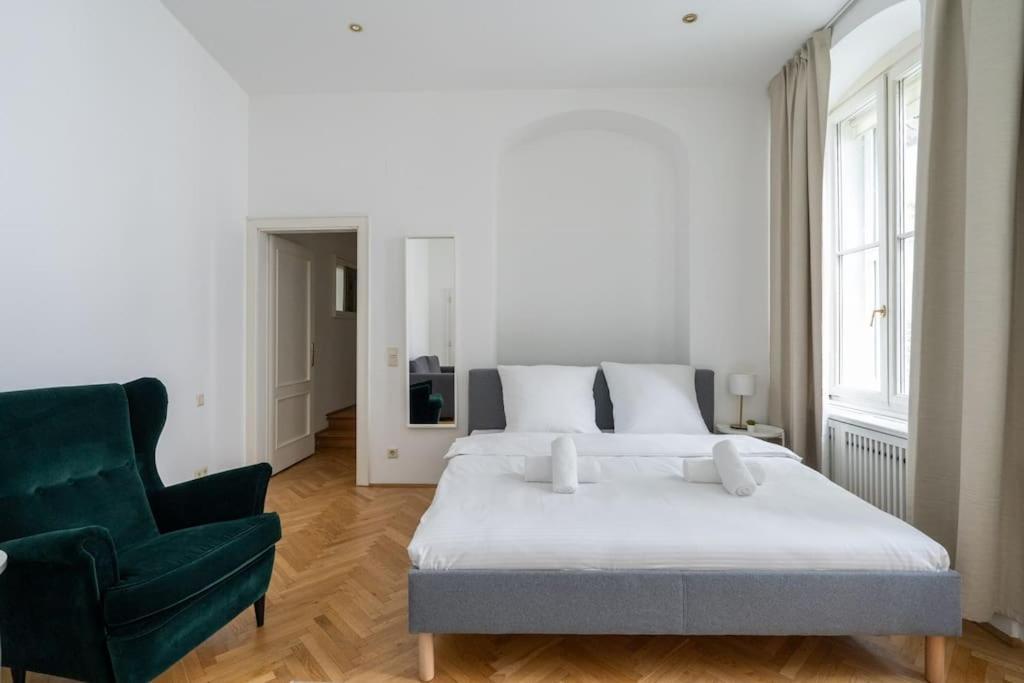 Historic Heart Apartment Wien Exteriör bild